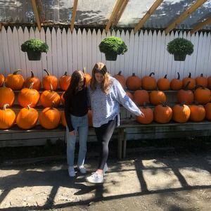 Meet your Posher, Sara